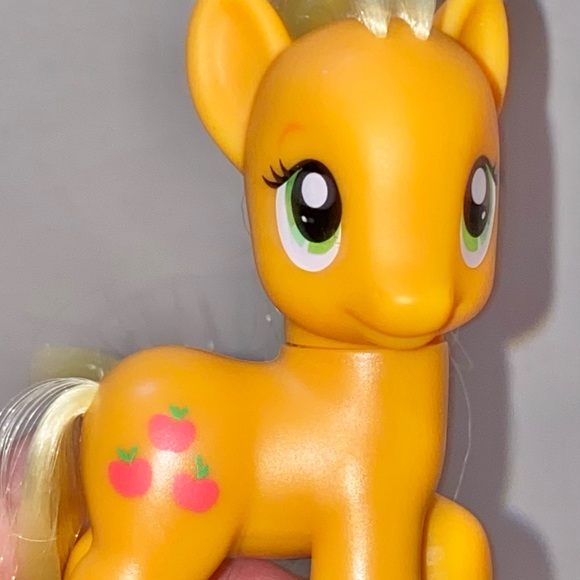 SOLD - My Little Pony FiM G4 Apple Jack Farm Truck Raised Hoof - Picture 10 of 10